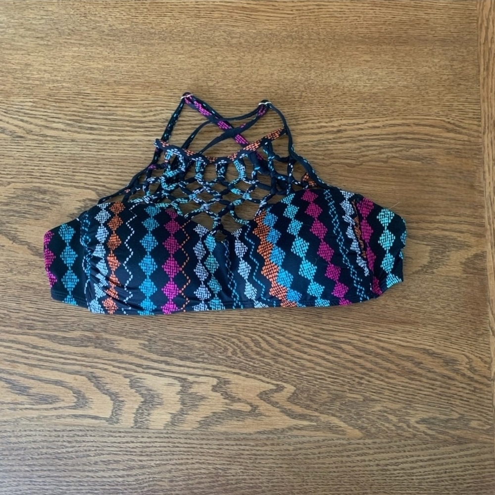 Colorful Geometric Bikini Top By APT 9 (Size L)